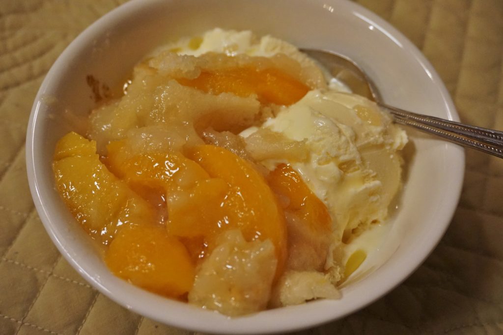 Easiest Ever Peach Cobbler – Baking and Eggs